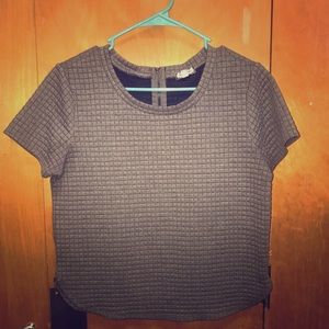 Grey cute textured crop top size M